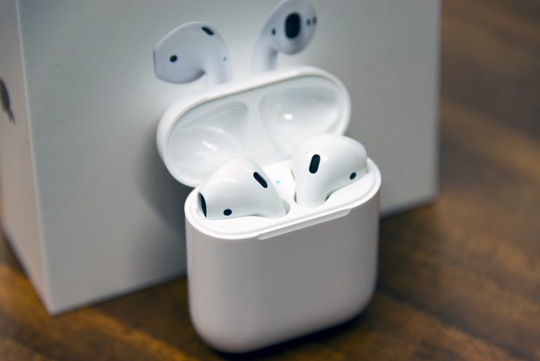 How to Connect AirPods to Mac? The Basic Guidelines